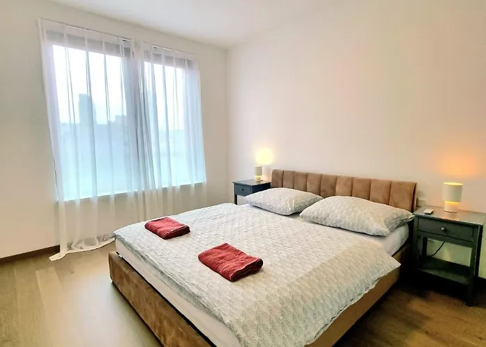 Zwirn New Free Parking Apartament